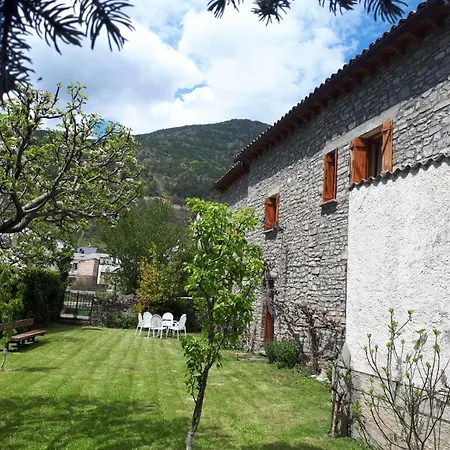Cirjuana, Casa En El Centro Con Agradable Jardin Y Barbacoa By Pirineos 360 Villa Biescas  Buitenkant foto