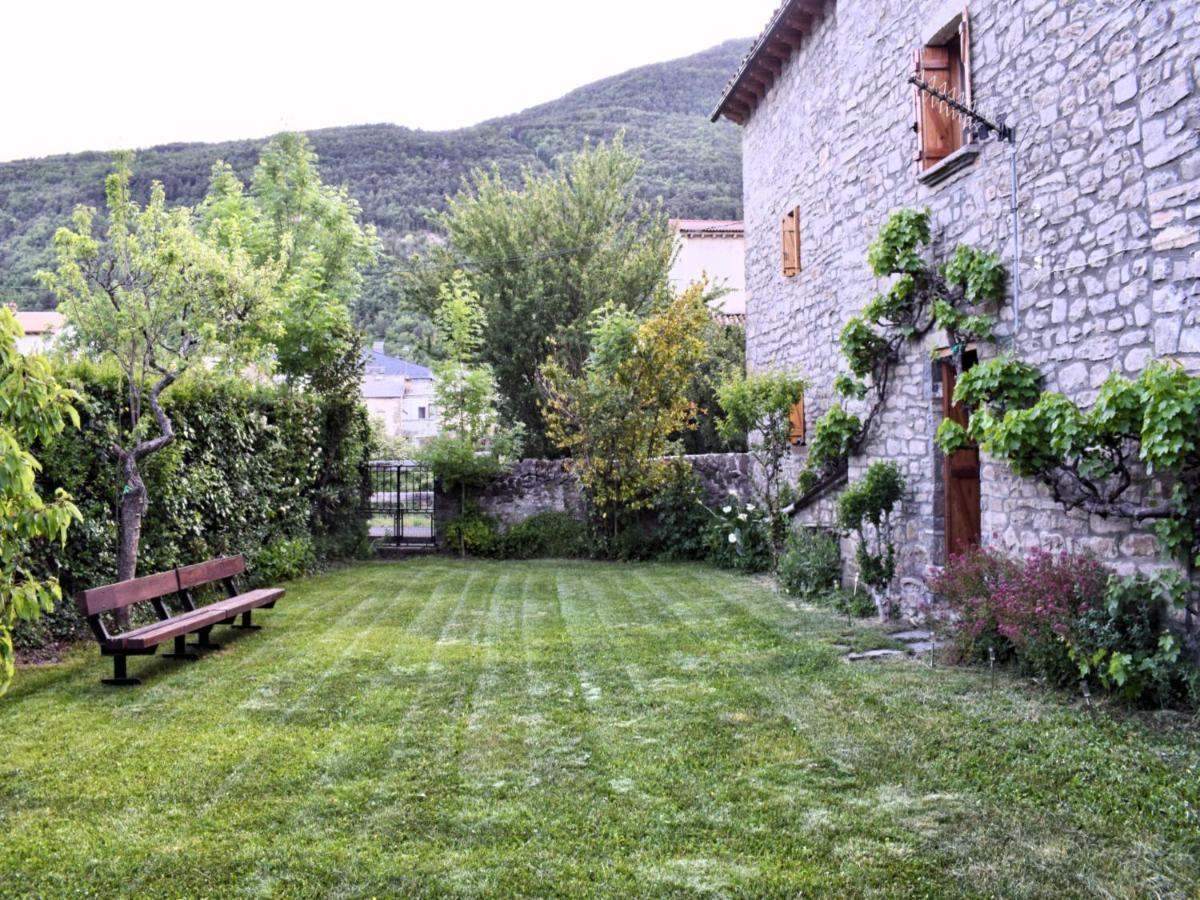 Cirjuana, Casa En El Centro Con Agradable Jardin Y Barbacoa By Pirineos 360 Hébergement de vacances